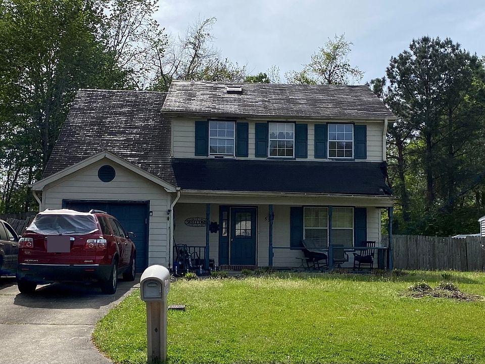 1st image of 521 Raintree Cir