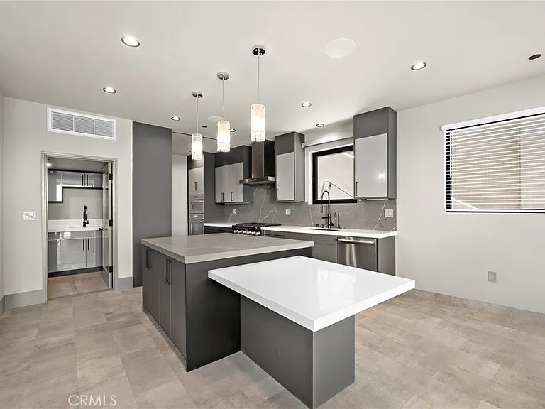 228 Hazel Dr — Photo 18