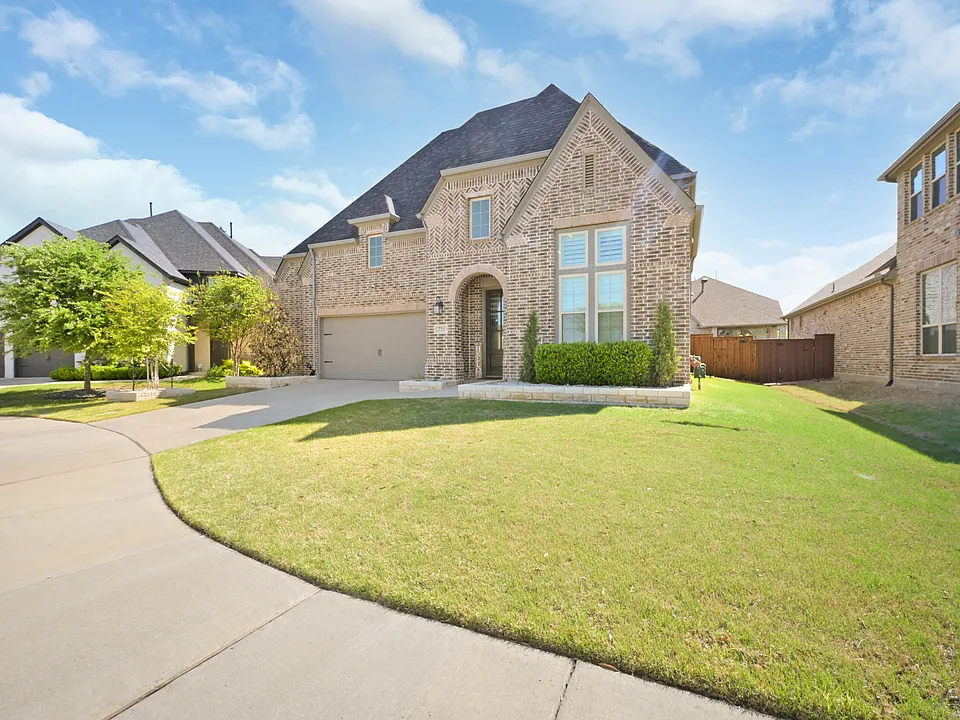 731 Drummond Dr