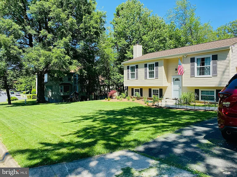2801 Reign St — Photo 1