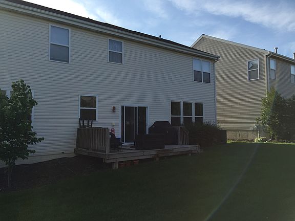 4th image of 5715 S 161st St