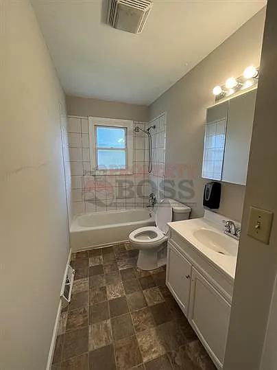 3331 W 78th Pl — Photo 4