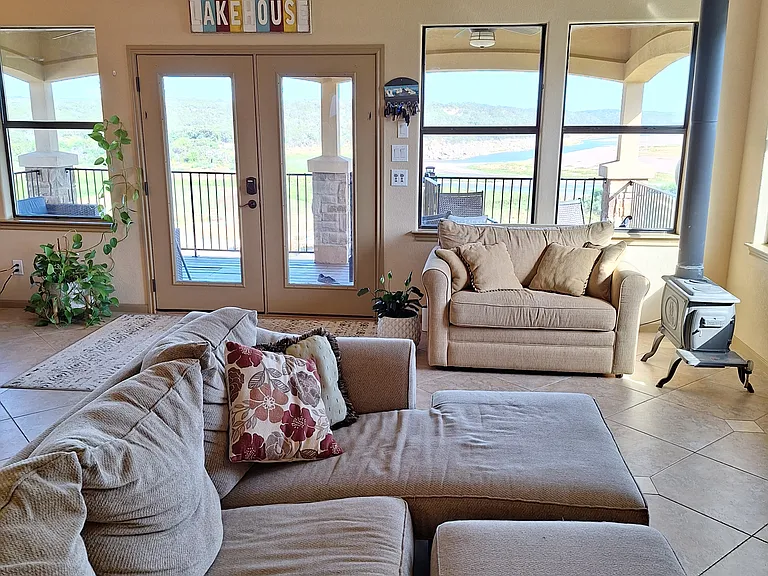 1690 Hickory Creek Rd — Photo 21