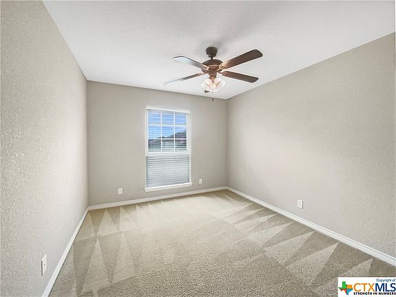 5th image of 2609 Hector Dr