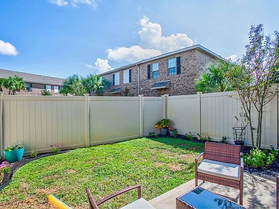 3rd image of 8728 Brown Pelican Cir
