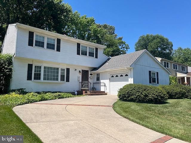 1st image of 528 S Brentwood Dr