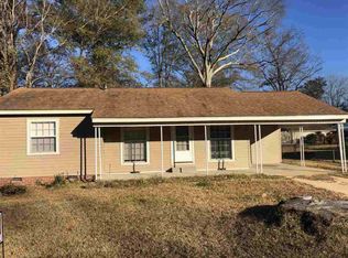 118 Oak Park Dr, Pearl, MS 39208