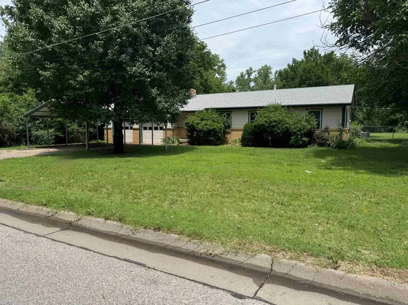 10630 W Carr Ave, Wichita, KS 67209
