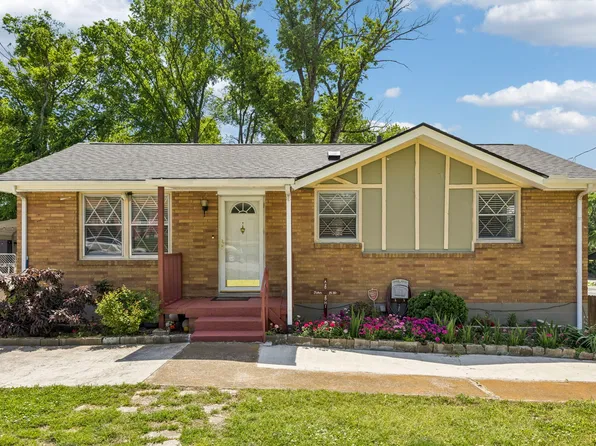 261 Eisenhower Dr, Nashville, TN 37211