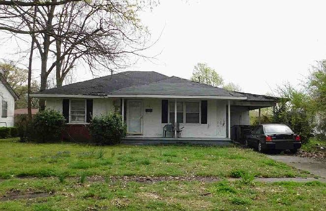 1st image of 412 Eastwood St