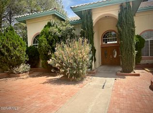 112 Santo Ysidro Rd, Sunland Park, NM 88008
