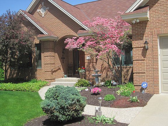 2nd image of 123 Bay Circle Dr