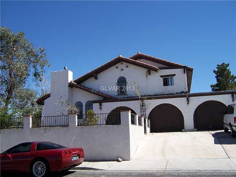 1st image of 380 Tamarack Dr