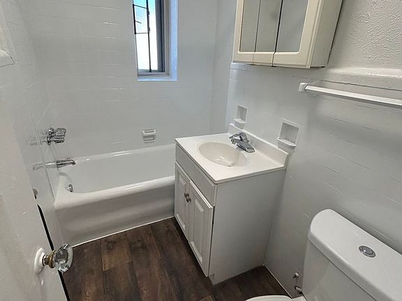 2nd image of 7 Saint Lukes Pl APT 107