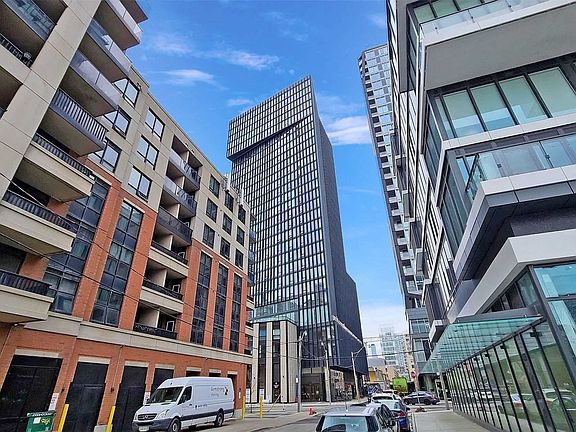 3rd image of 60 Shuter St #1702