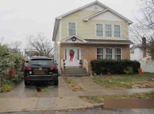 141 Brooks Ave, Roosevelt, NY 11575