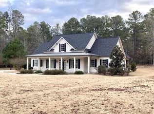 472 Standing Rock Rd, Senoia, GA 30276