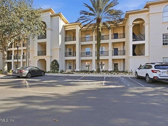 2nd image of 13846 ATLANTIC Boulevard #1006