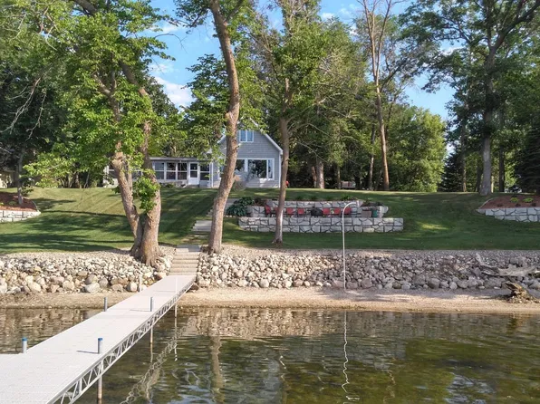 28048 S Shore Dr, Starbuck, MN 56381