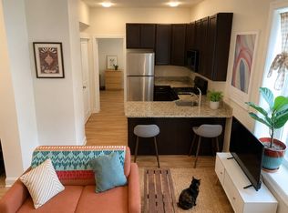 1800 S 18th St #2R, Philadelphia, PA 19145