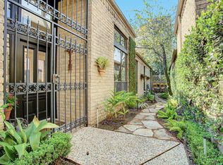 2716 Essex Ter, Houston, TX 77027