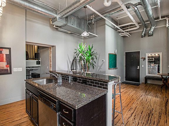 3rd image of 600 Broadway Ave NW APT 321