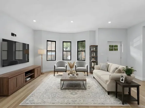 147 Essex Street, Brooklyn, NY 11208