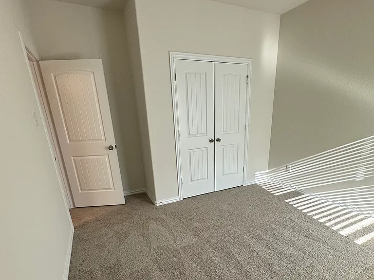 3333 Cross Shore Dr — Photo 8