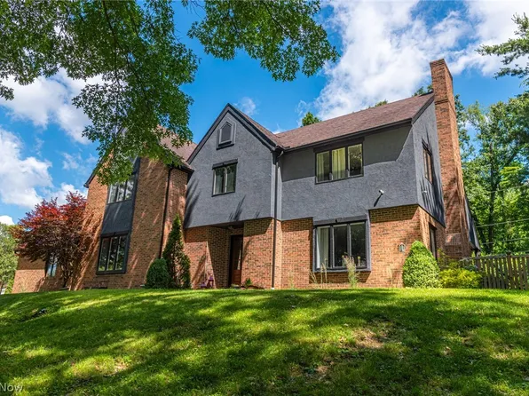 2136 Fulton Rd, Coshocton, OH 43812