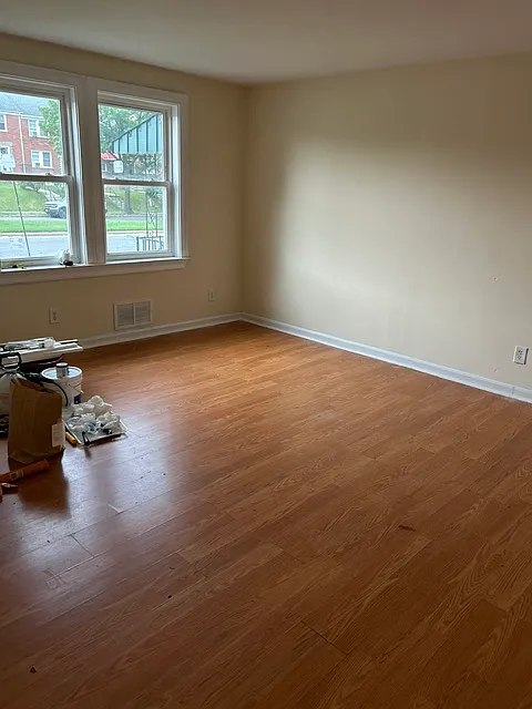 2 bed, 750 sqft, $1,400 — Photo 2