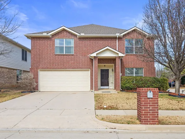 4957 Trail Creek Dr, Fort Worth, TX 76244