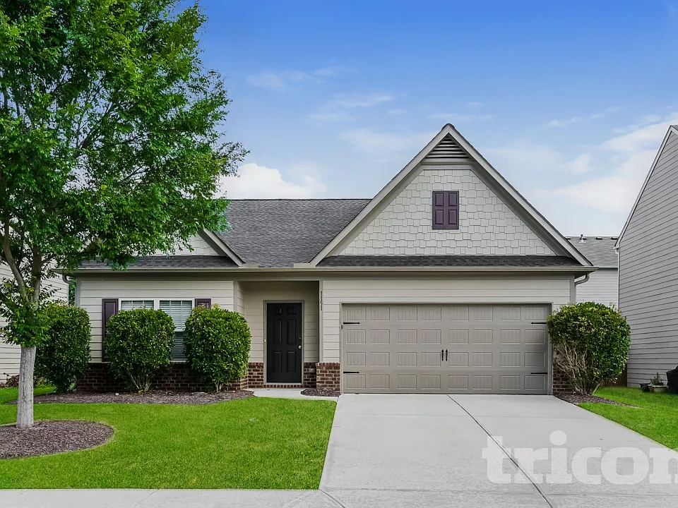 1151 Walnut Creek Cir