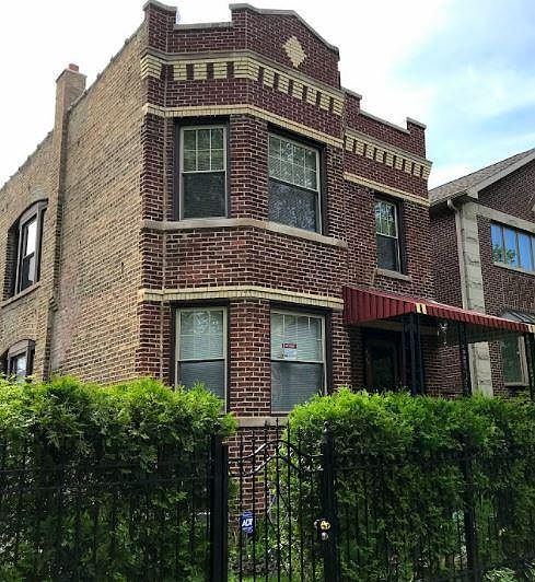 1st image of 4040 N Francisco Ave #1