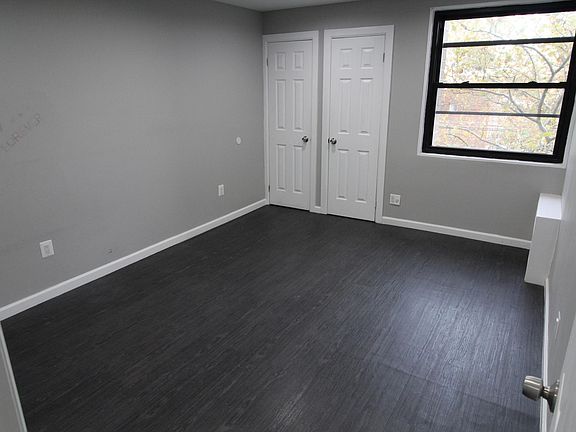 5th image of 830 Magenta St APT 2J