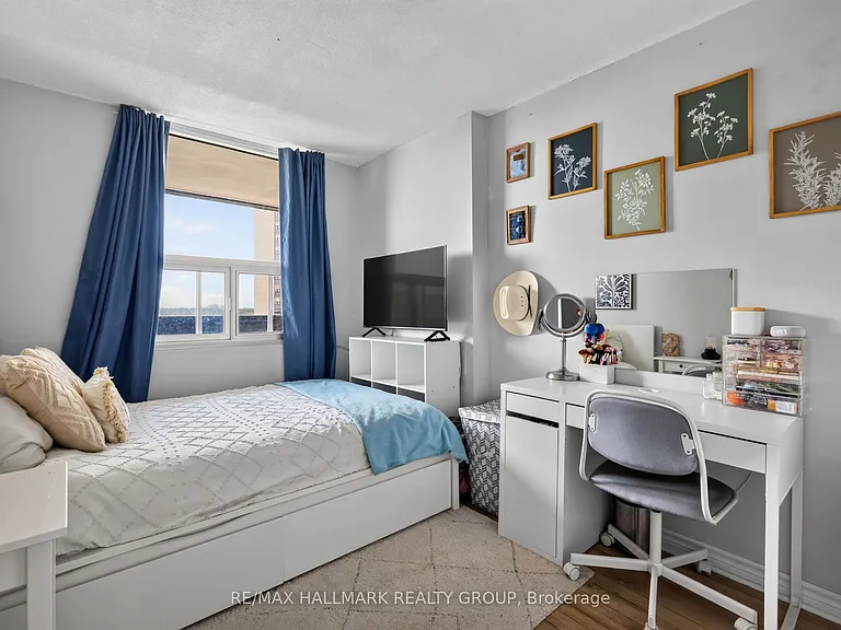 1380 Prince Of Wales Dr #703 — Photo 25