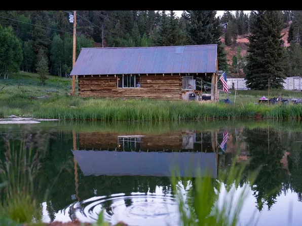 3915 N Movie Ranch Rd, Alton, UT 84710