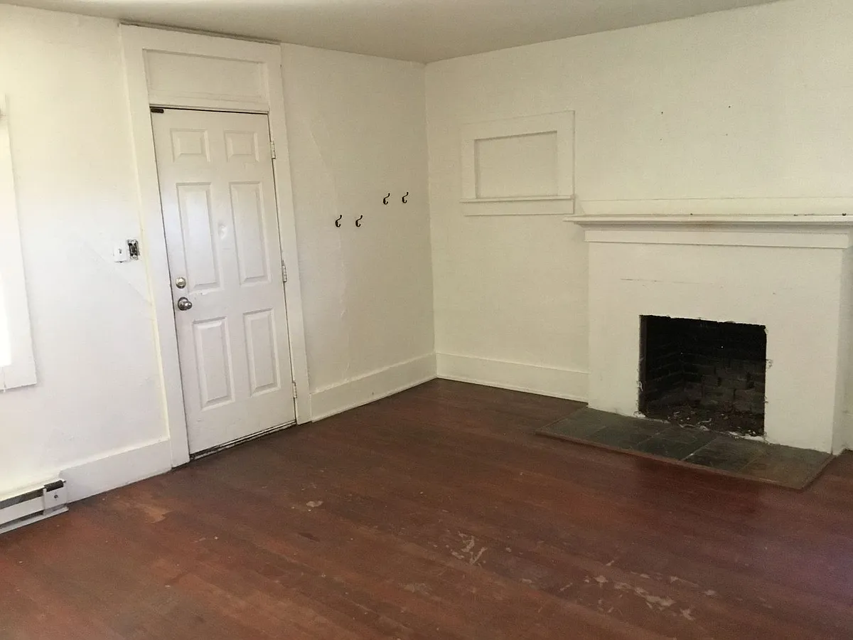 Building Photo - 623 S Jefferson St