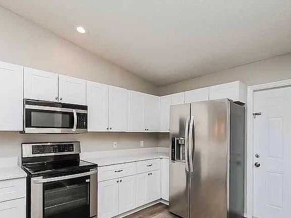 4th image of 17505 Brandywine Dr #1
