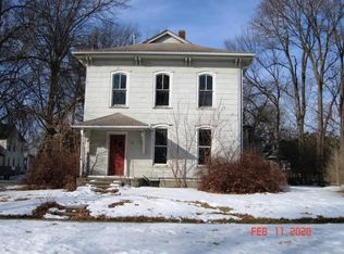 415 S 1st St, Oskaloosa, IA 52577