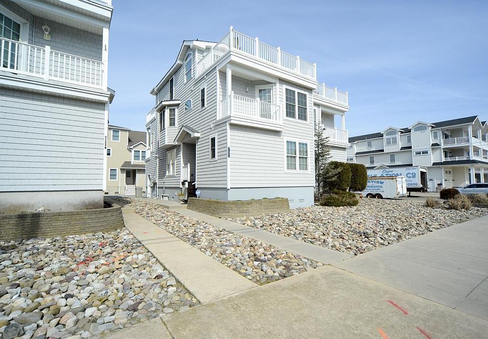 1st image of 5200 Landis Ave #South