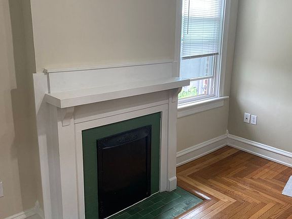 3rd image of 6 S Granby St APT 2