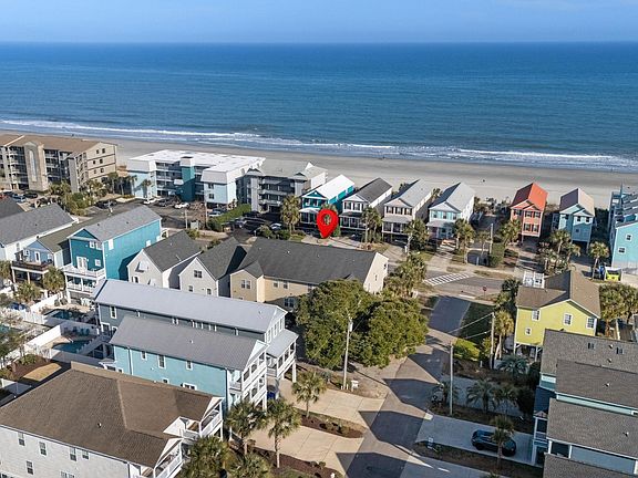 3rd image of 1020 S Ocean Blvd. #B