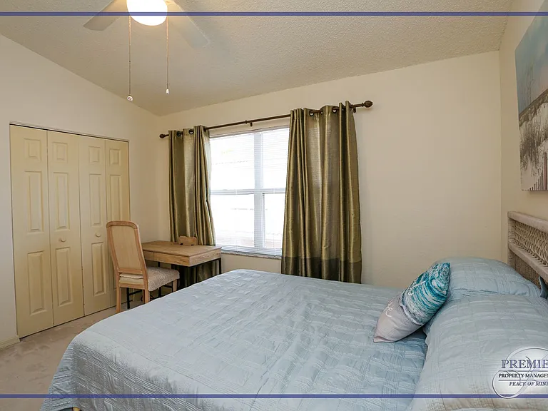 1044 Woodshire Ln #B203 — Photo 24
