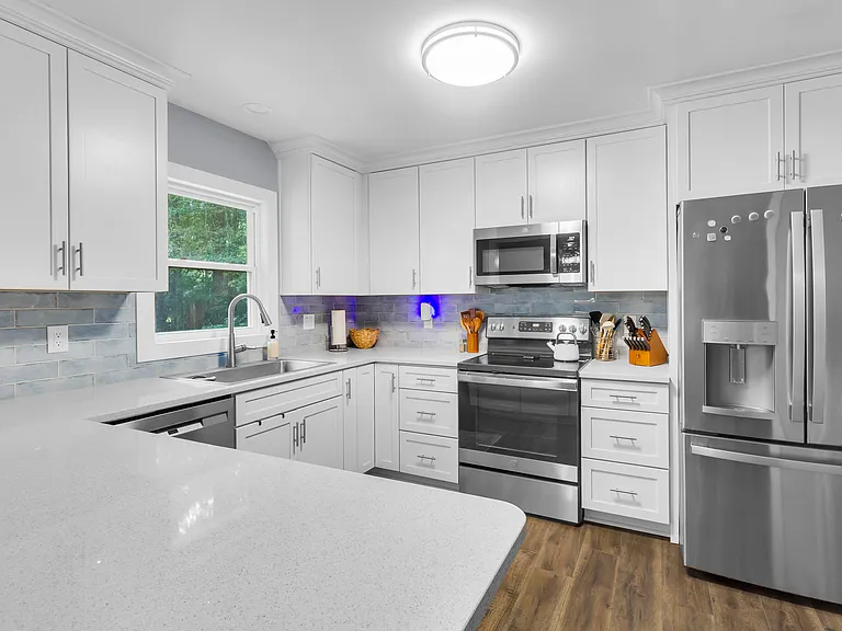 2317 Country Club Rd — Photo 32