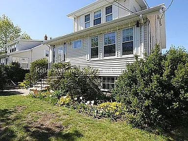 133 Fells Ave — Photo 1