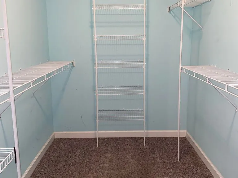 107 Arrowhead Trl — Photo 2