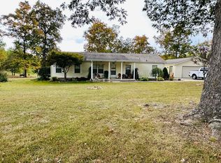 5934 S State Road 3, Lexington, IN 47138