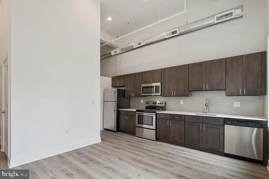 1705 Jackson St #5