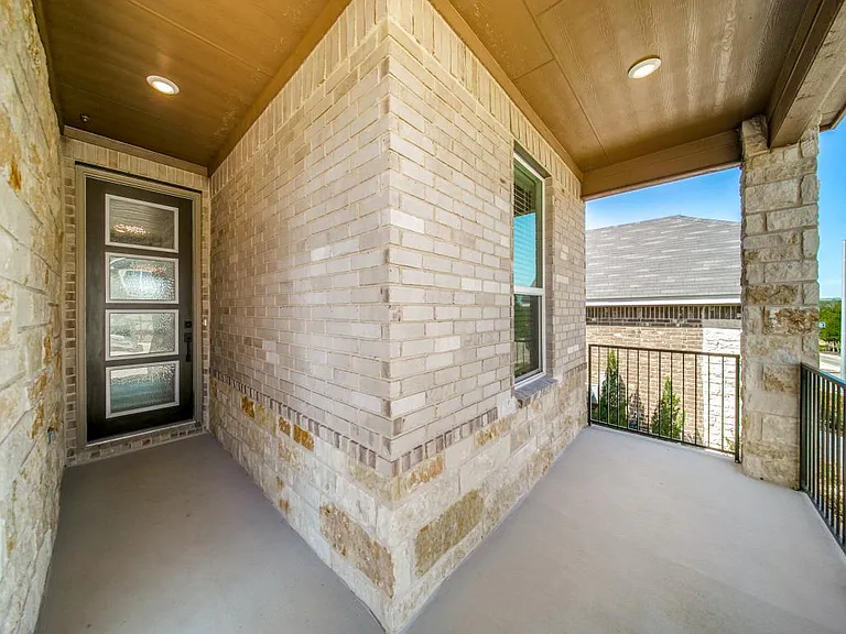 26006 Los Mirasoles — Photo 3