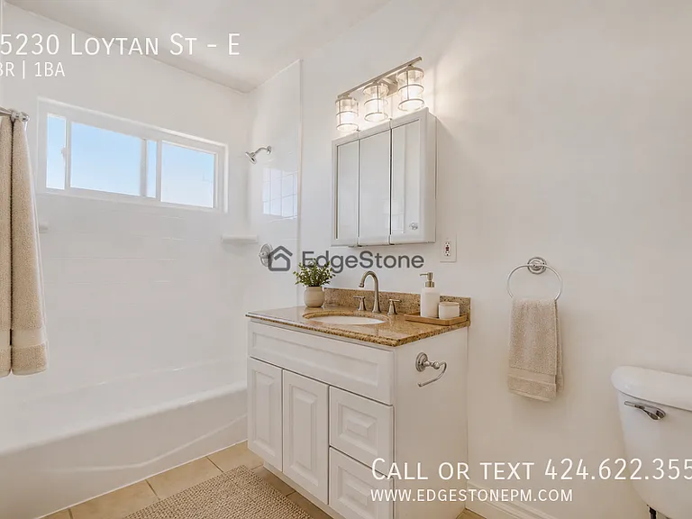 25230 Loytan St #E — Photo 4